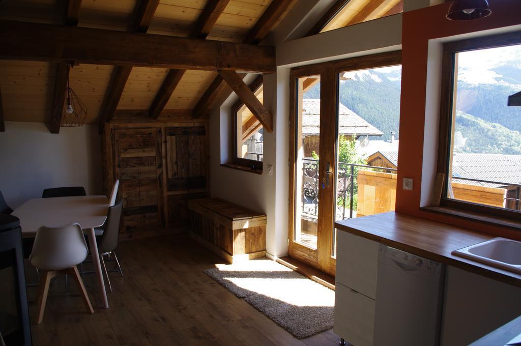 Petit Chalet Vieux Bois Bozel Dış mekan fotoğraf